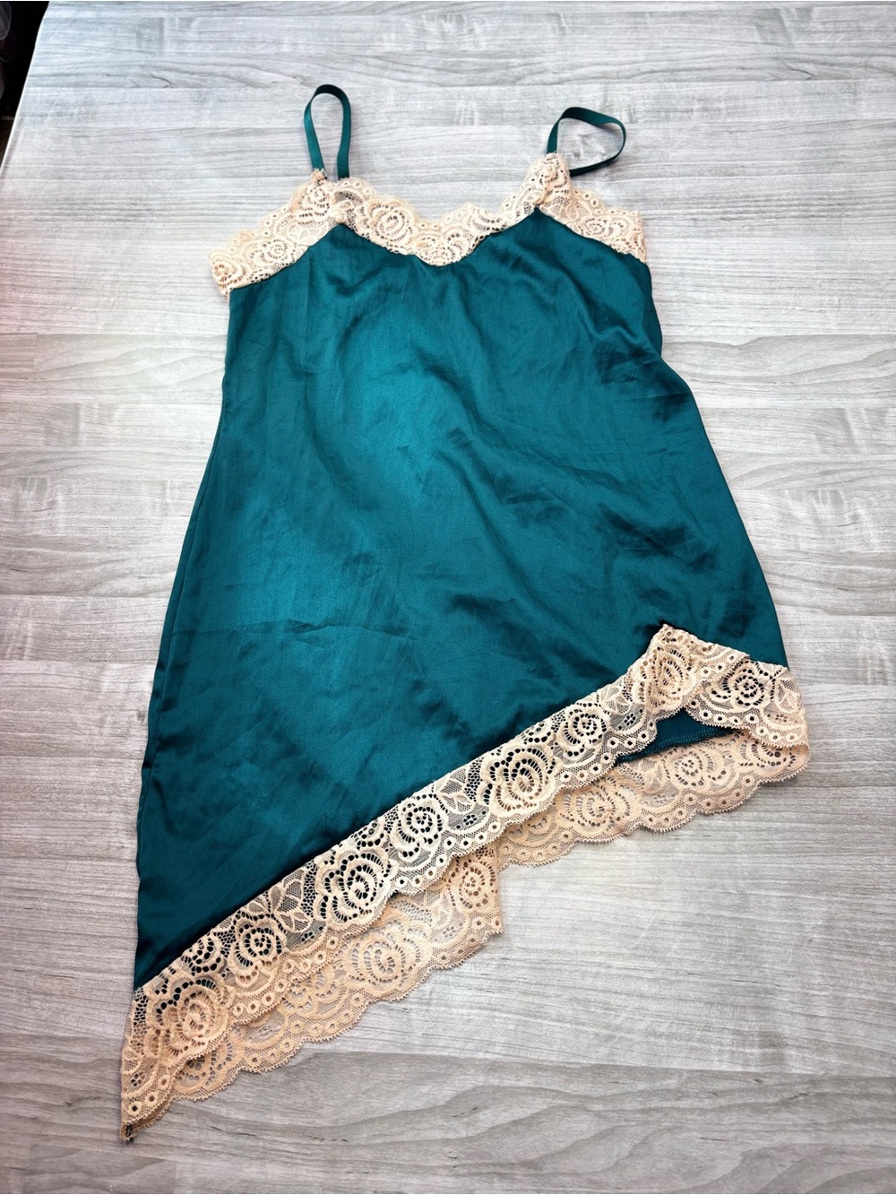 Asymmetrical Silk-Feel Teal Chemise Nightdress with Lace Trim Size Small
